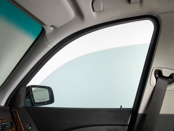 Block the Heat Best Car Window Tint for Heat Reduction