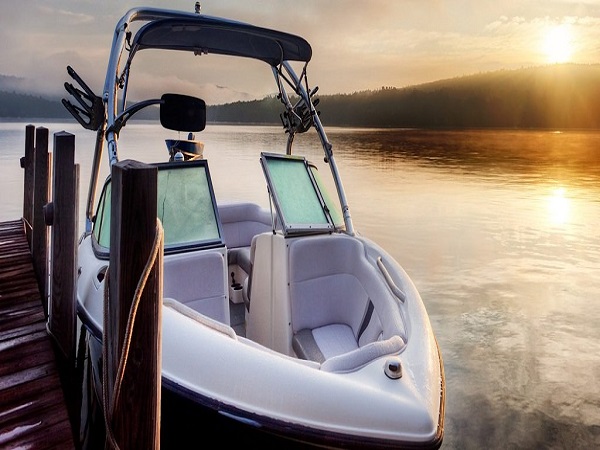 Reasons Why Your Boat Seriously Needs Window Tinting Service