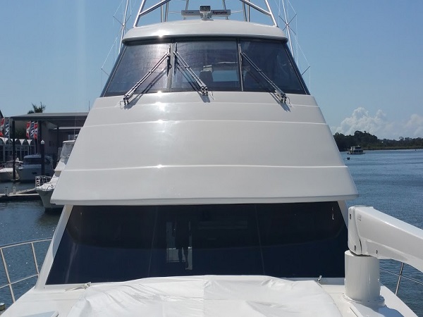 What Makes Boats With Marine Tinting Better Than Without It
