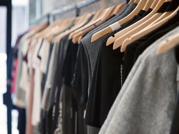 3 Window Tint Trends for Clothing Boutique Business