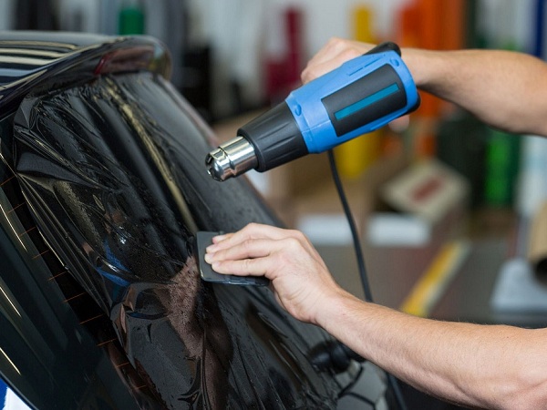 How a Car Window Tint Service Works for Any Vehicle